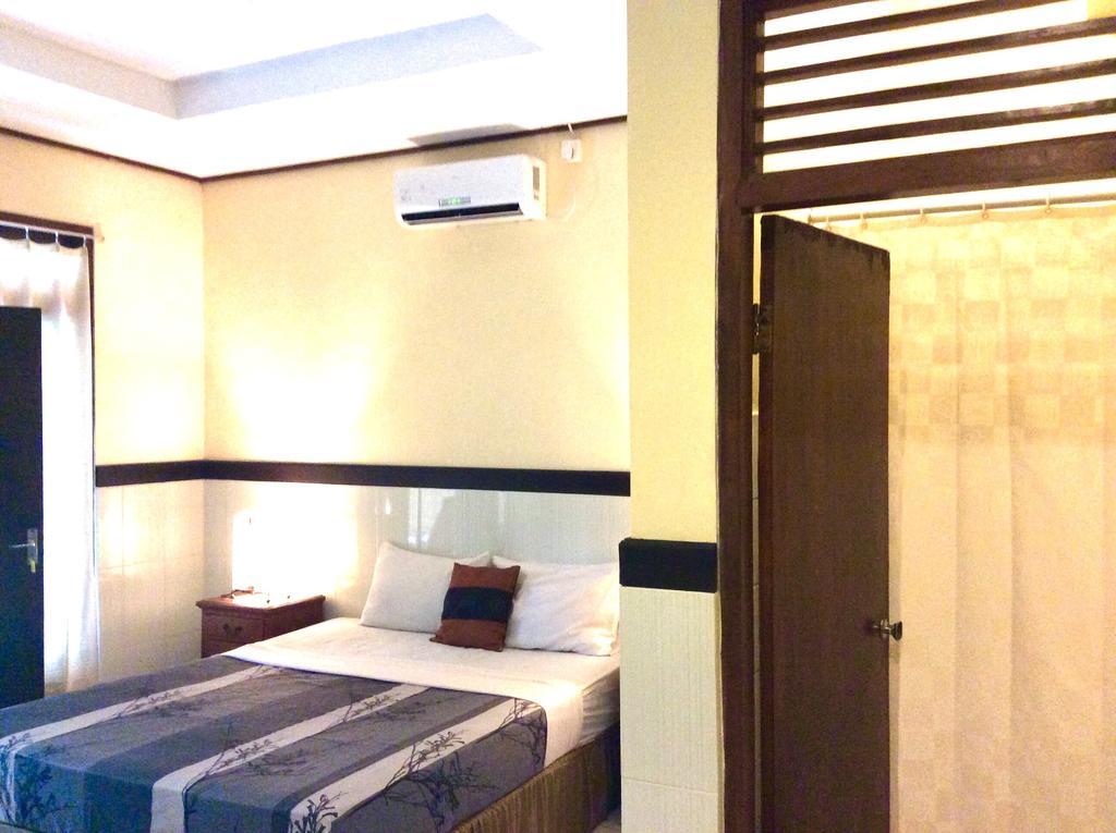 Legian Bali Guest Villas חדר תמונה